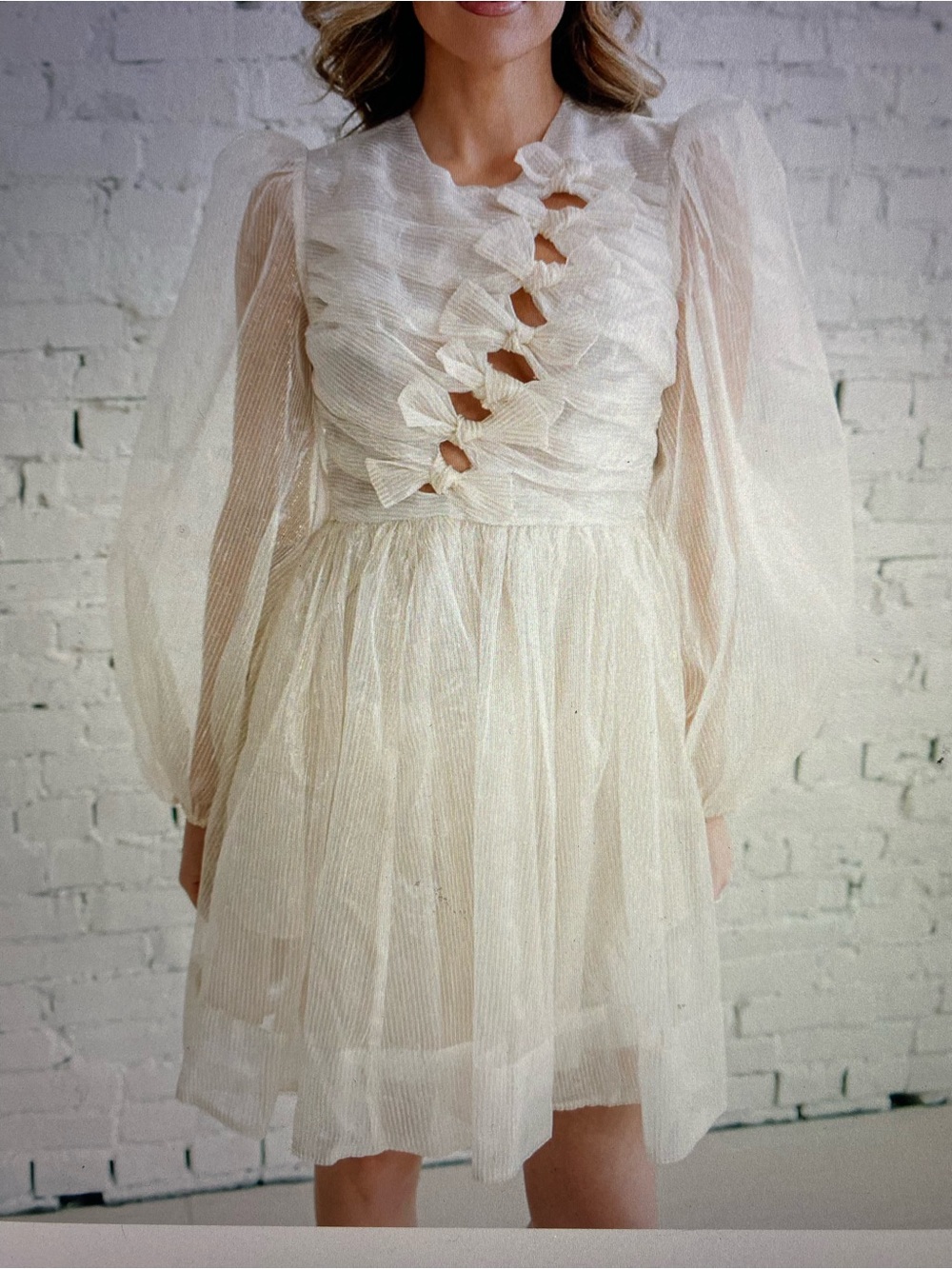 Elegant Cream Puff-Sleeve Mini Dress